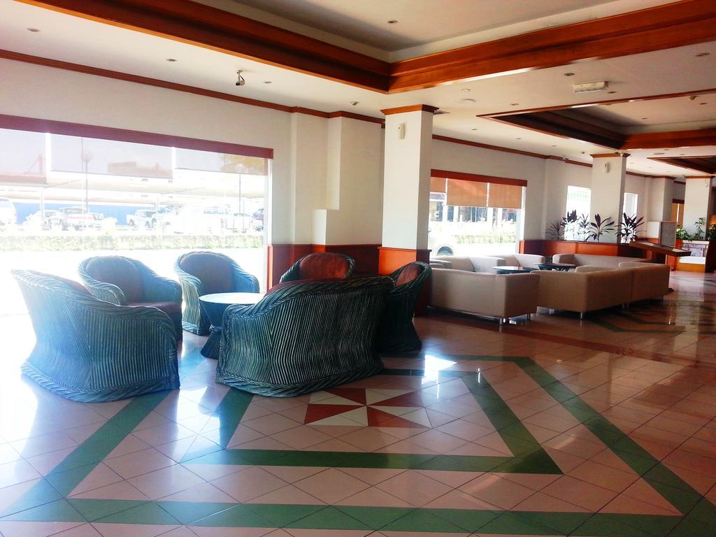 Sanbay Hotel SDK Extérieur photo