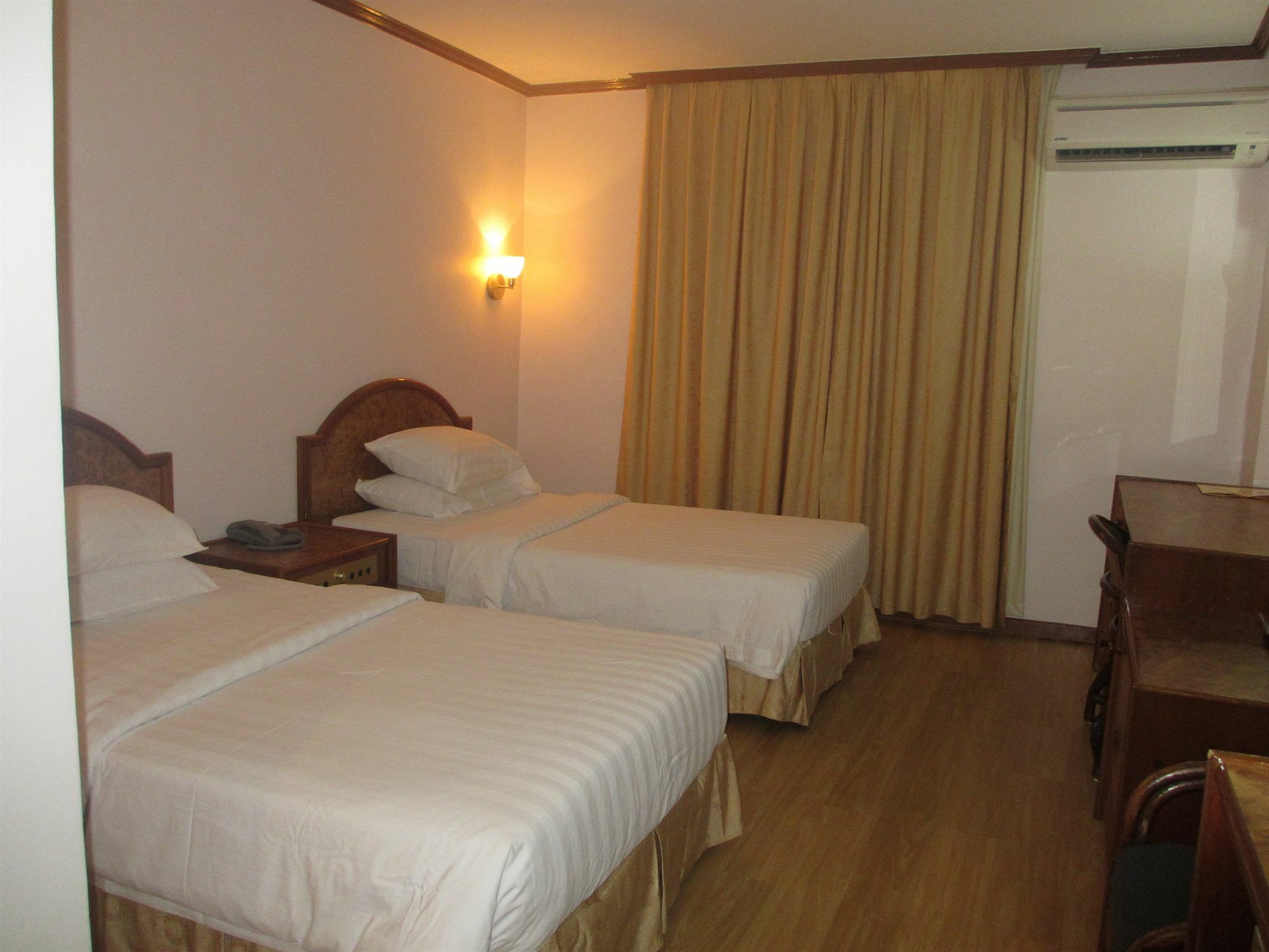 Sanbay Hotel SDK Extérieur photo