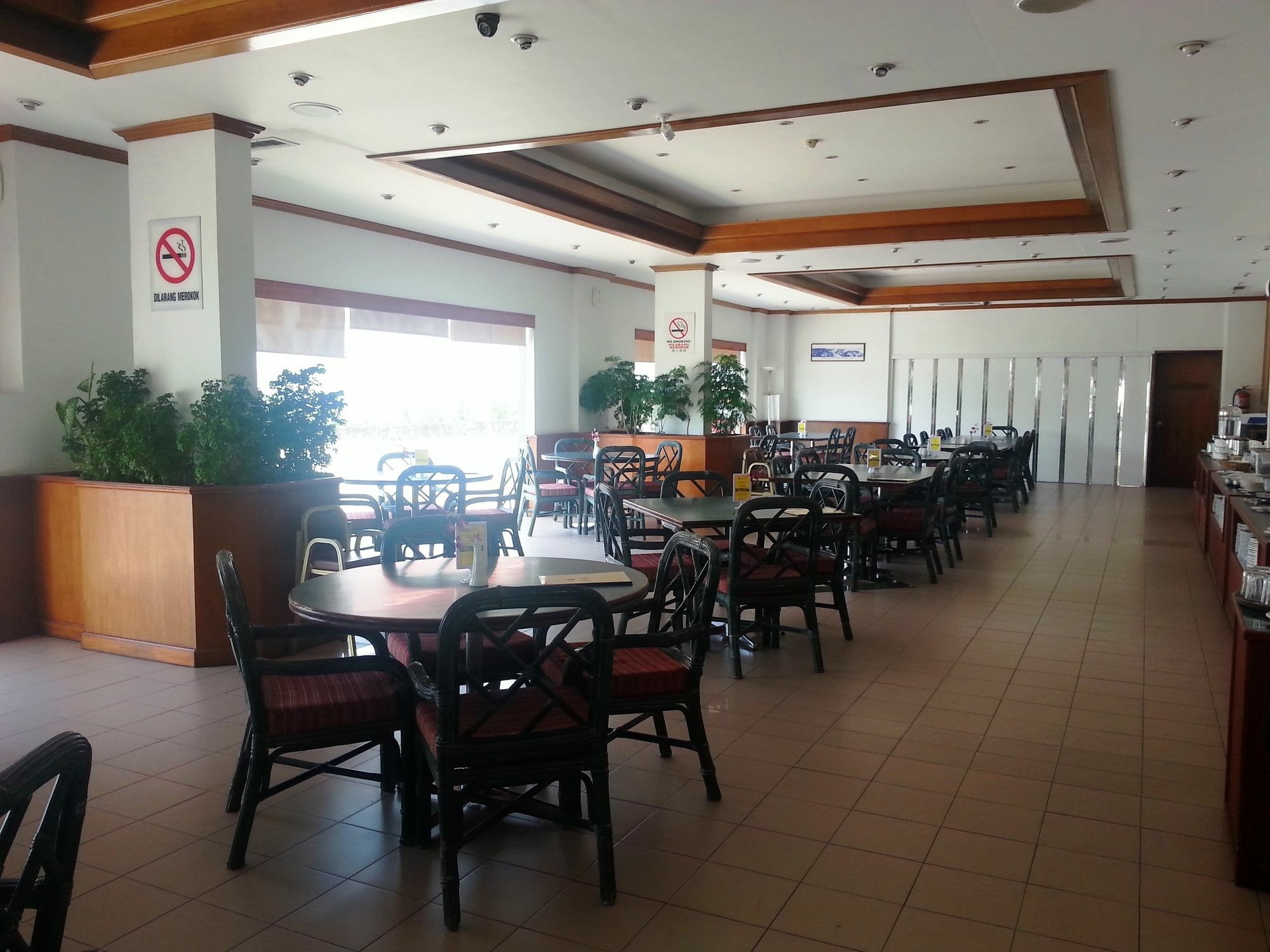 Sanbay Hotel SDK Extérieur photo
