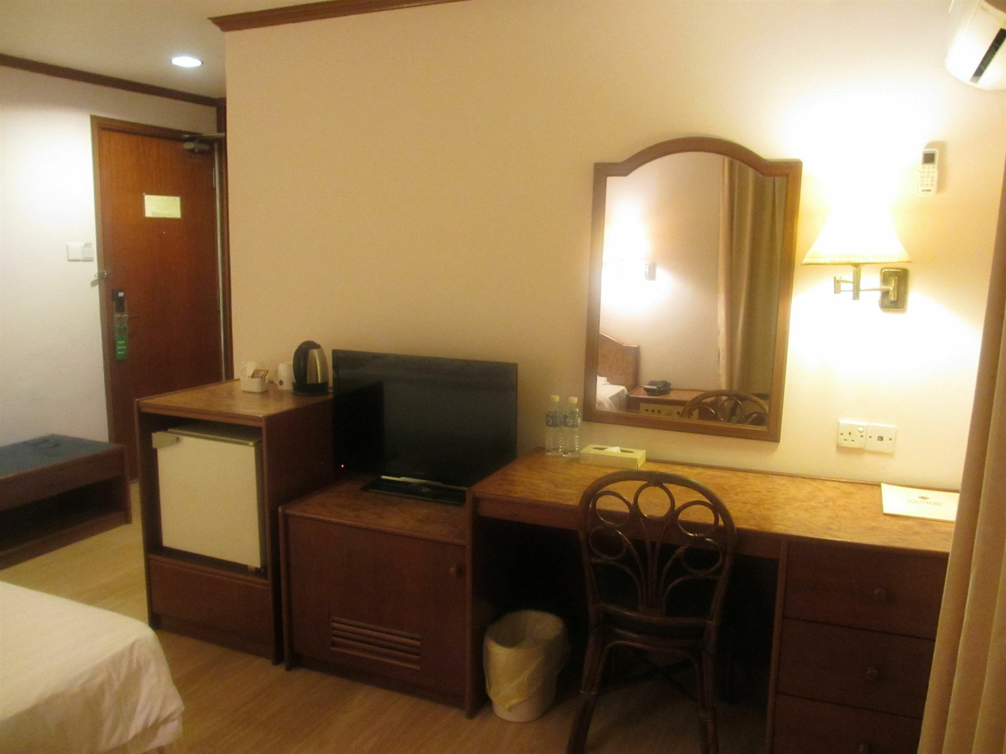 Sanbay Hotel SDK Extérieur photo