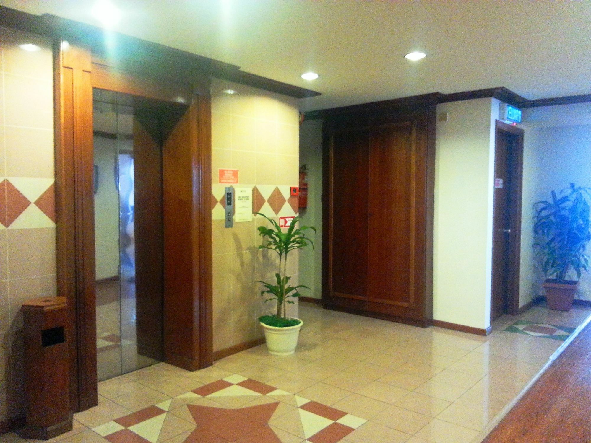 Sanbay Hotel SDK Extérieur photo